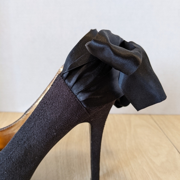 Arden B. Ginger Black Peep Toe Satin Bow Heels 8 - Picture 8 of 10